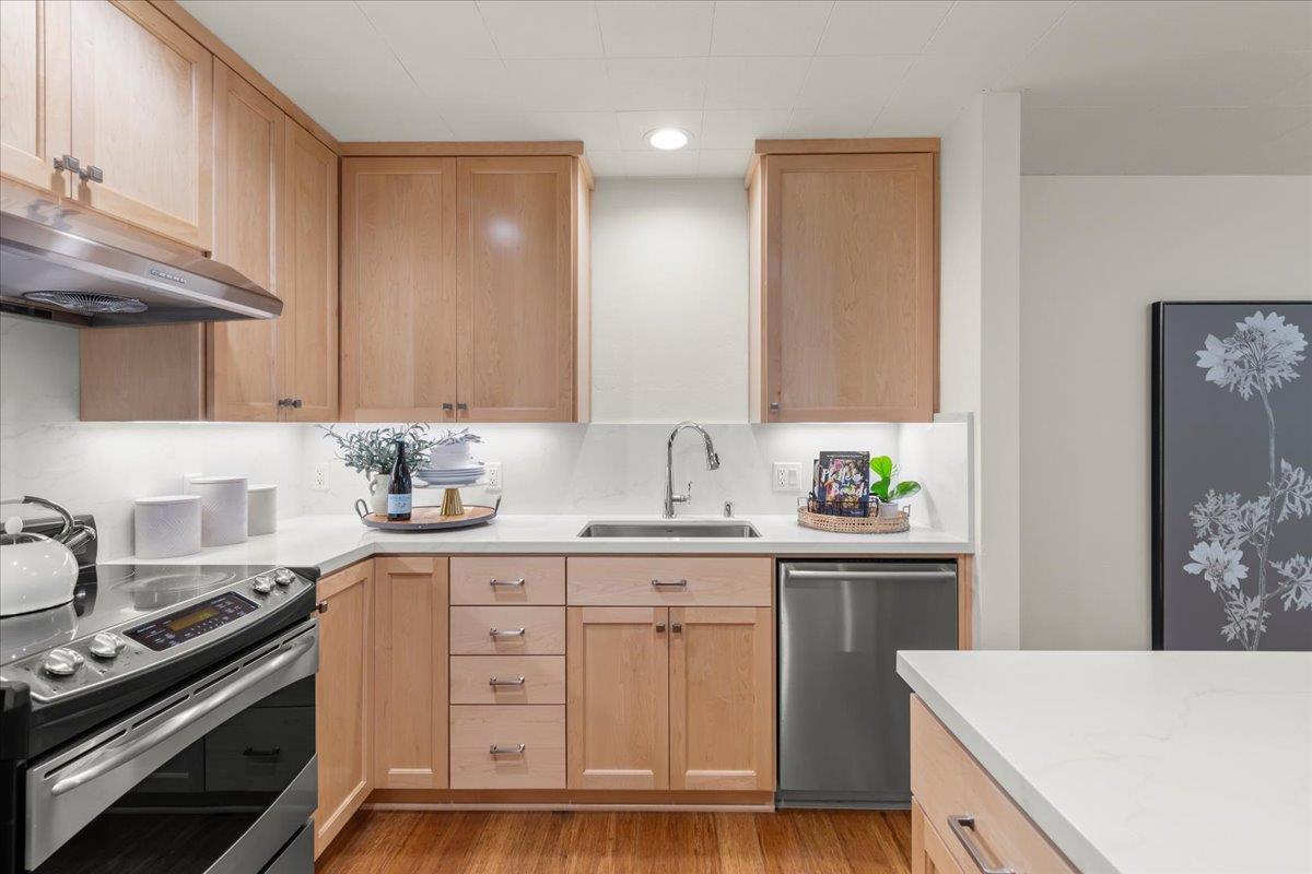 Detail Gallery Image 9 of 37 For 600 Pennsylvania Ave #10,  Los Gatos,  CA 95030 - 2 Beds | 2 Baths