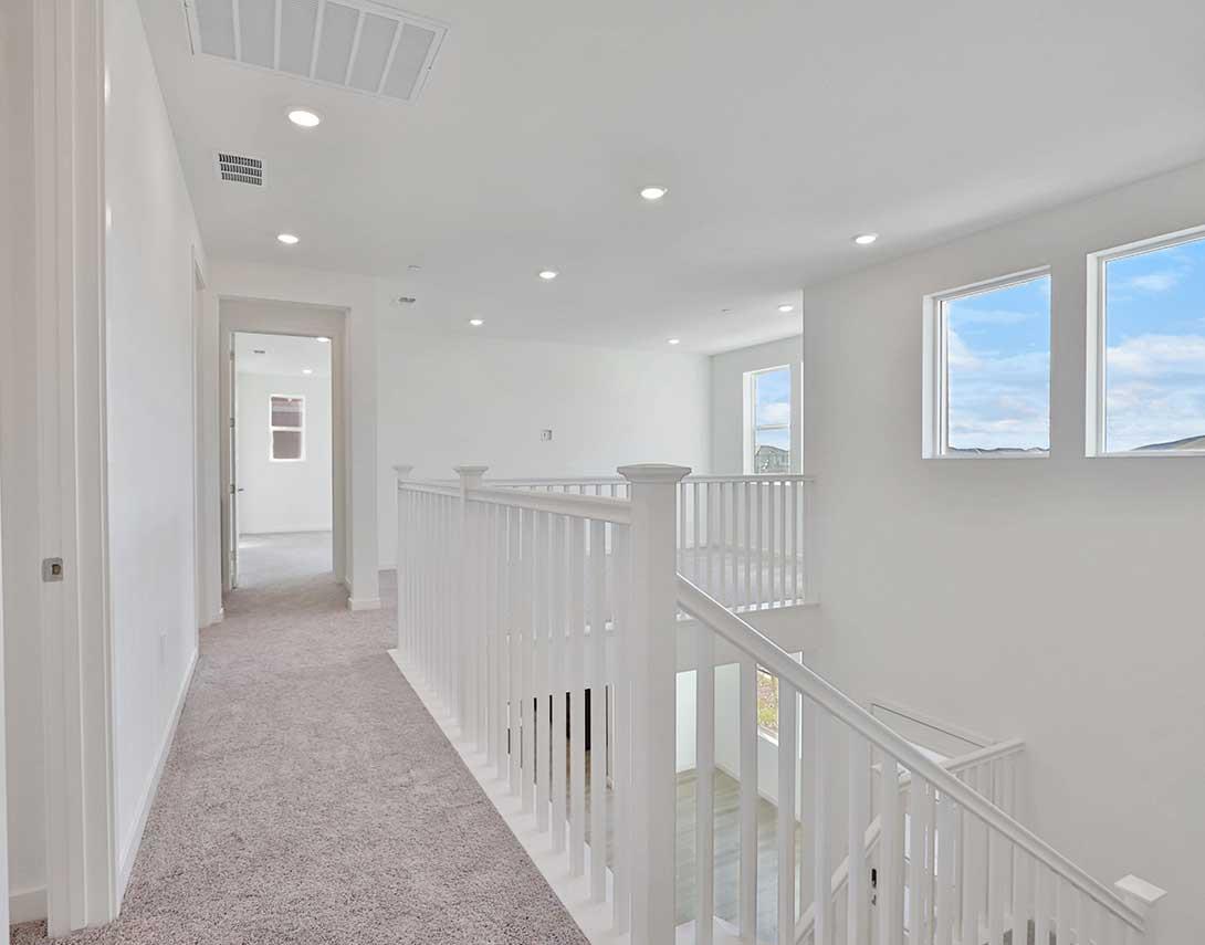 Detail Gallery Image 14 of 25 For 5712 Lake Club Dr, Fairfield,  CA 94533 - 4 Beds | 3/1 Baths