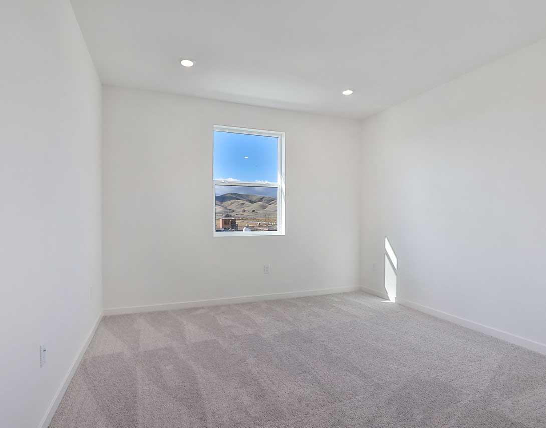 Detail Gallery Image 21 of 25 For 5712 Lake Club Dr, Fairfield,  CA 94533 - 4 Beds | 3/1 Baths