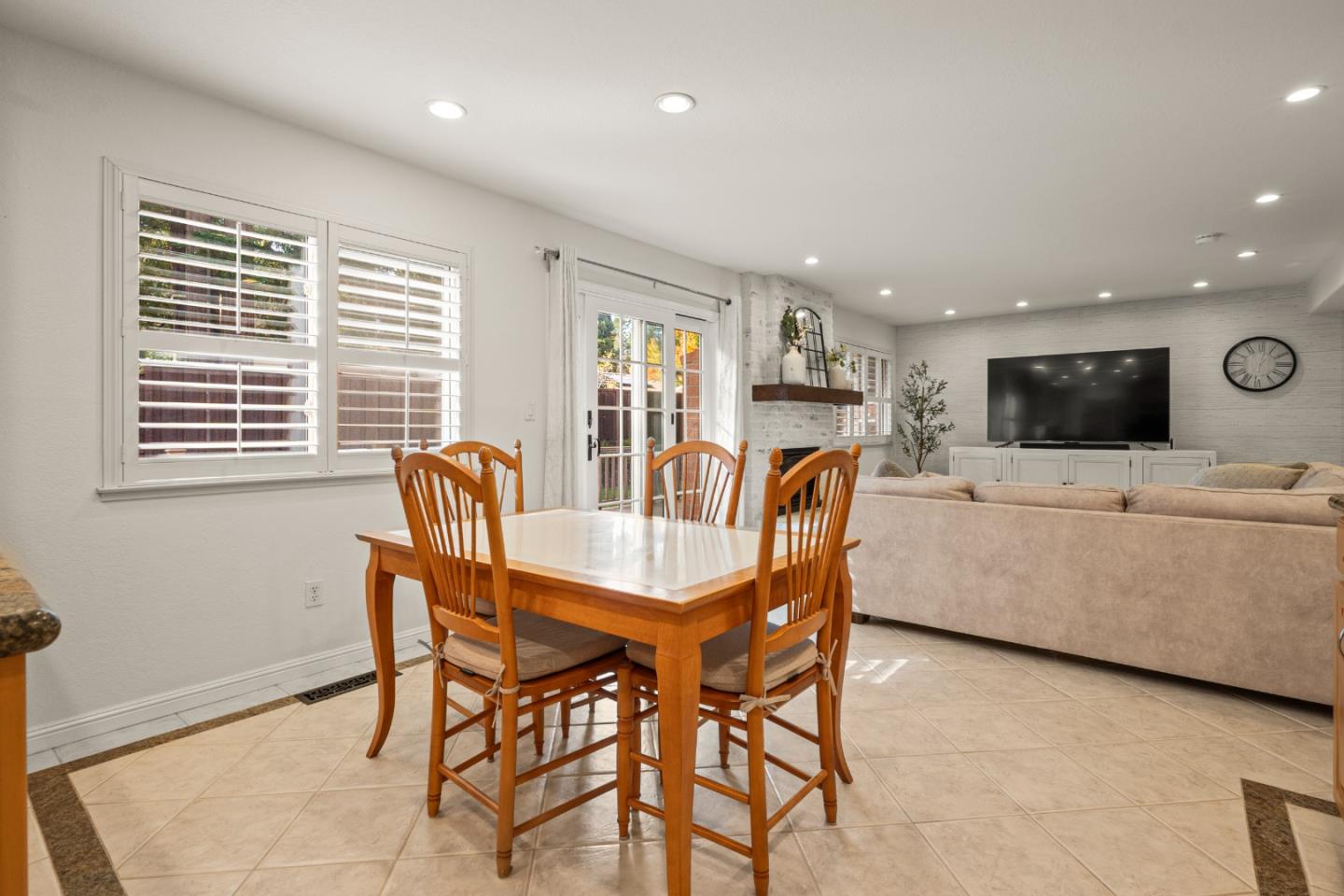 Detail Gallery Image 15 of 51 For 26 Seminole Ct, San Ramon,  CA 94583 - 4 Beds | 3 Baths