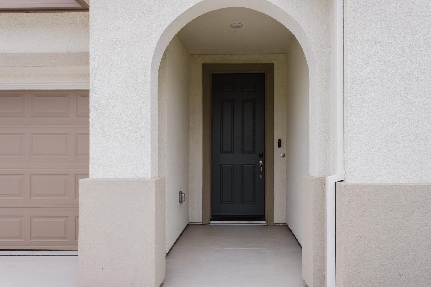 Detail Gallery Image 9 of 38 For 554 Pleasant Dr, Lathrop,  CA 95330 - 3 Beds | 2 Baths