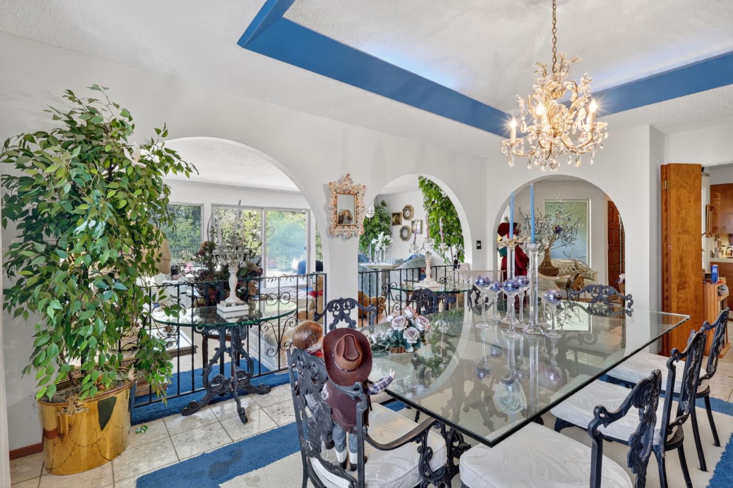 Detail Gallery Image 13 of 47 For 3992 Altadena Ln, San Jose,  CA 95127 - 3 Beds | 2/1 Baths