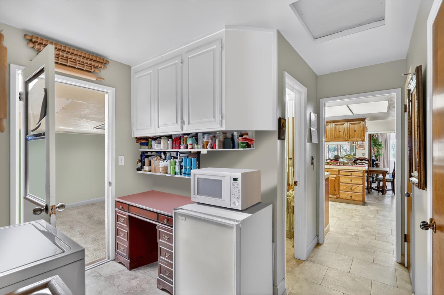 Detail Gallery Image 23 of 47 For 3992 Altadena Ln, San Jose,  CA 95127 - 3 Beds | 2/1 Baths