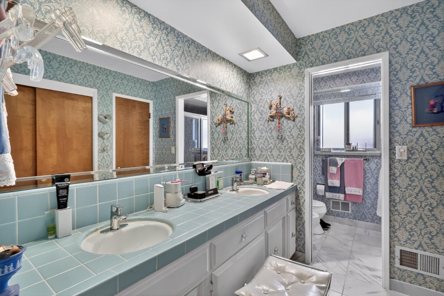 Detail Gallery Image 27 of 47 For 3992 Altadena Ln, San Jose,  CA 95127 - 3 Beds | 2/1 Baths