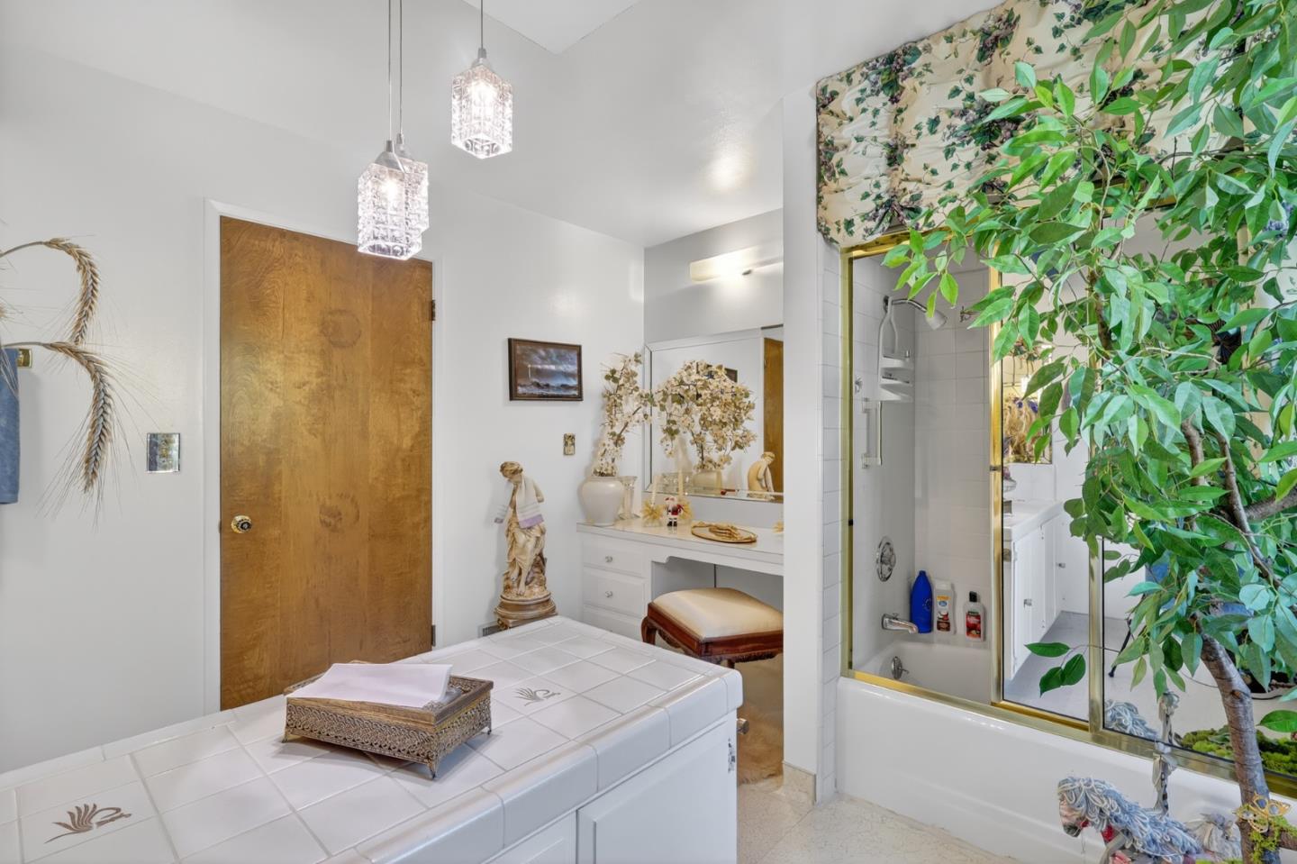 Detail Gallery Image 31 of 47 For 3992 Altadena Ln, San Jose,  CA 95127 - 3 Beds | 2/1 Baths