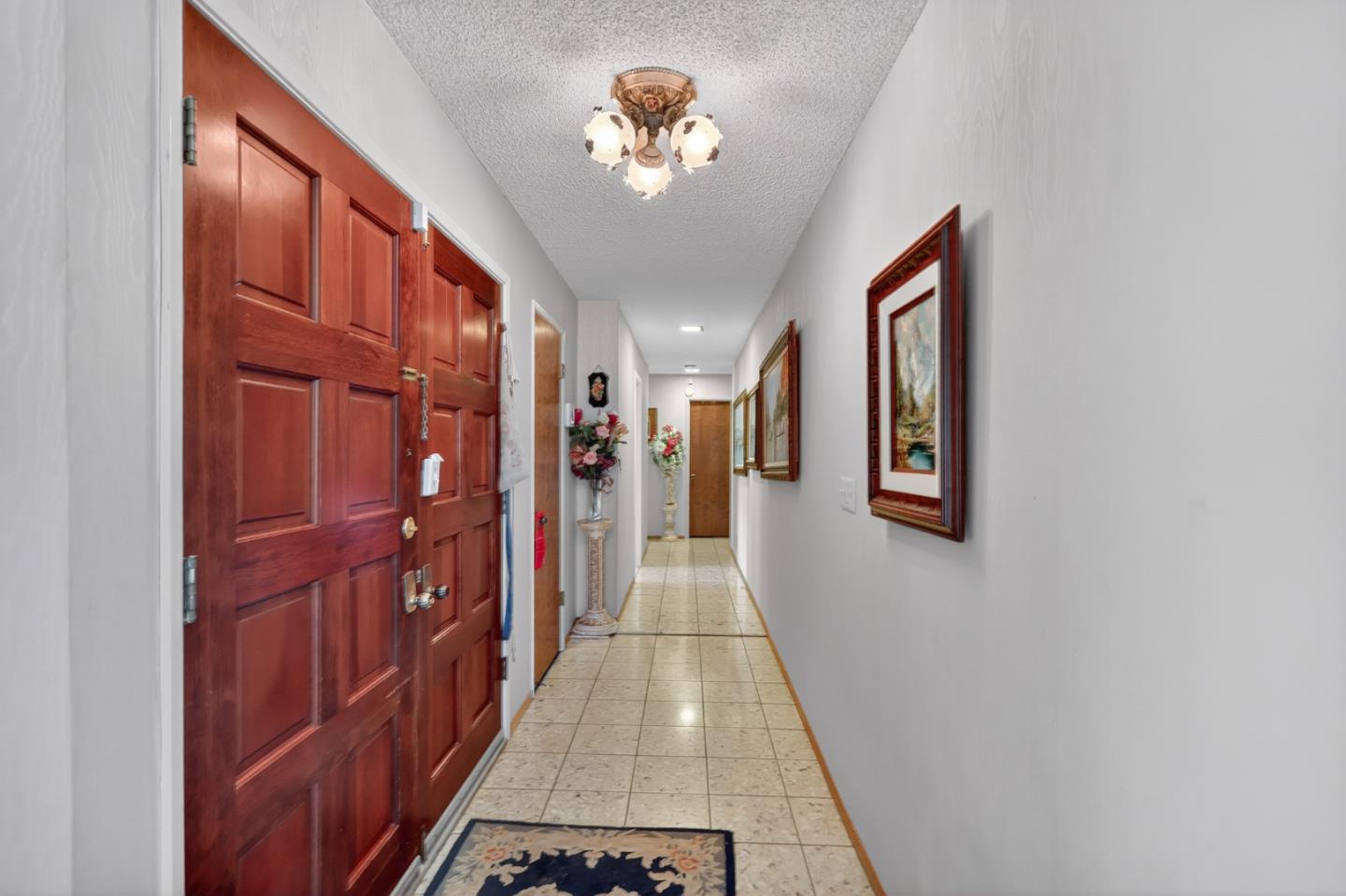 Detail Gallery Image 6 of 47 For 3992 Altadena Ln, San Jose,  CA 95127 - 3 Beds | 2/1 Baths