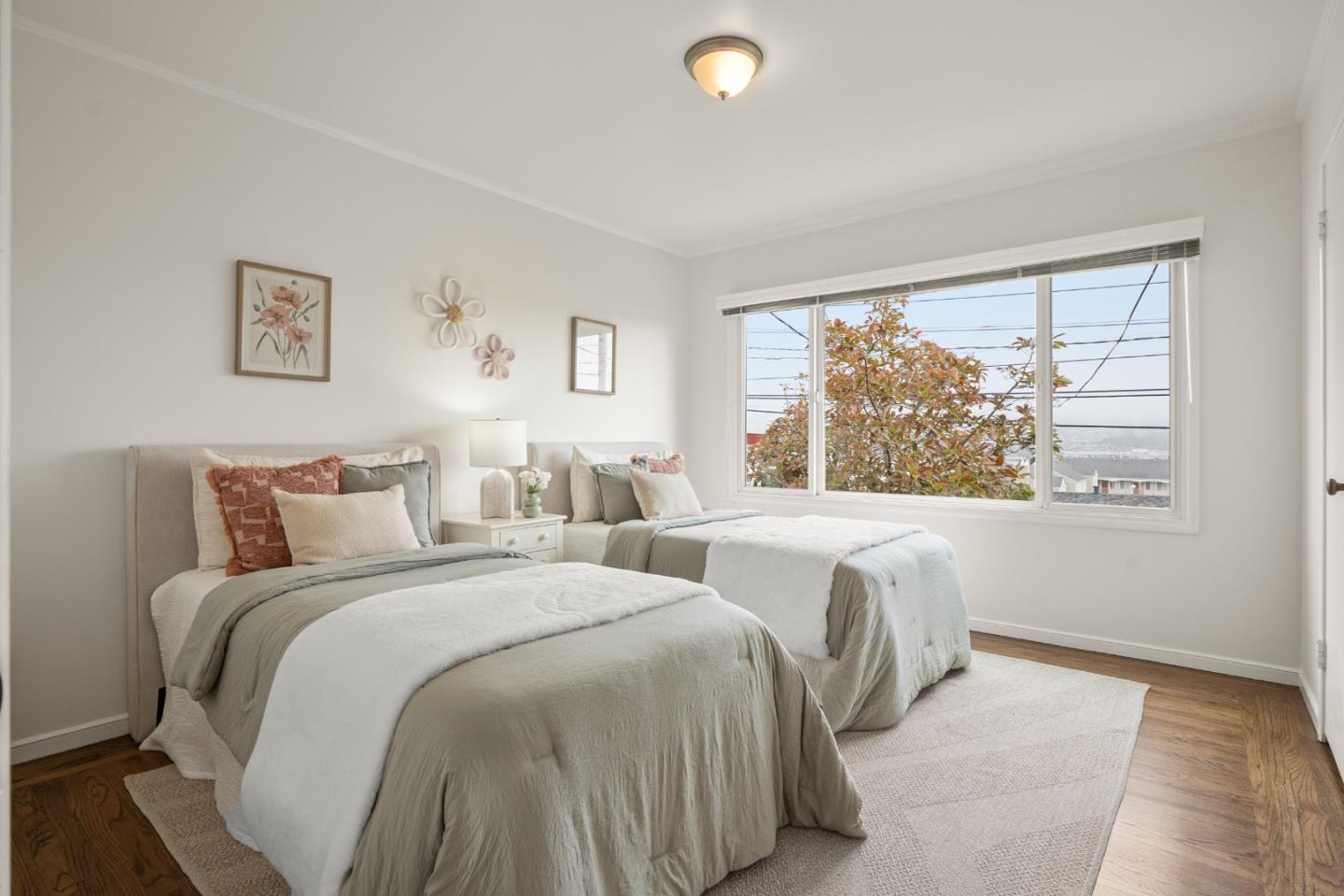 Detail Gallery Image 18 of 26 For 61 Windsor Dr, Daly City,  CA 94015 - 2 Beds | 1 Baths