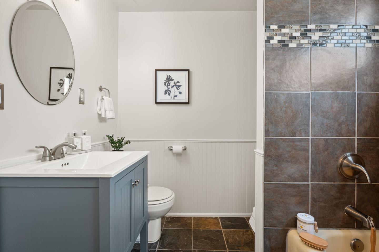 Detail Gallery Image 20 of 26 For 61 Windsor Dr, Daly City,  CA 94015 - 2 Beds | 1 Baths