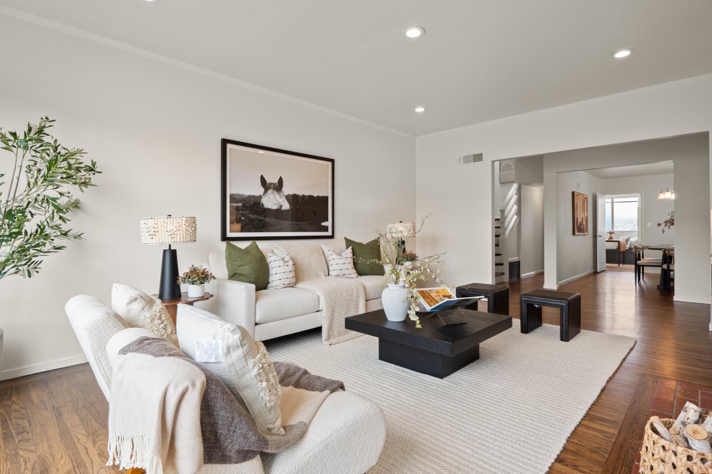 Detail Gallery Image 6 of 26 For 61 Windsor Dr, Daly City,  CA 94015 - 2 Beds | 1 Baths