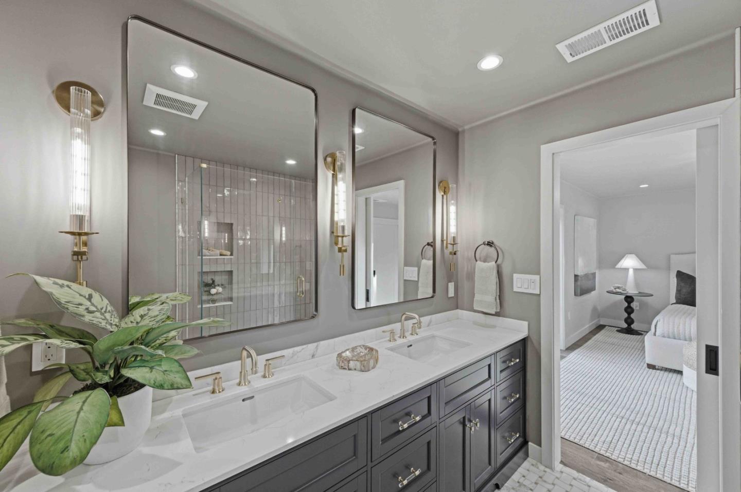 Detail Gallery Image 19 of 44 For 526 Lancaster Way, Redwood City,  CA 94062 - 3 Beds | 2 Baths