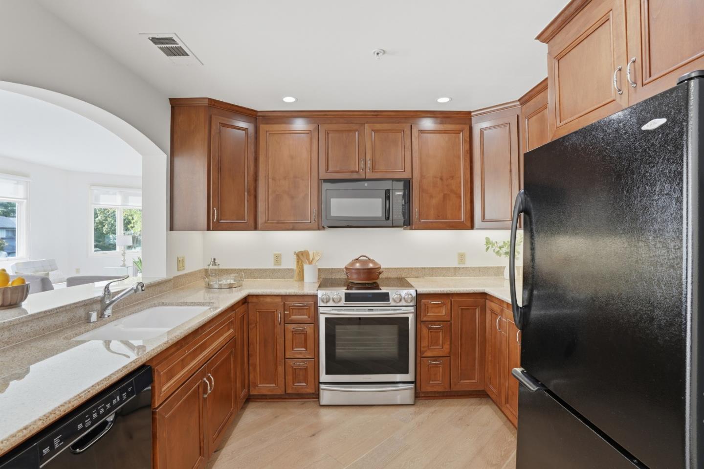 Photo #6: ML82027047 Listing: Photo #6