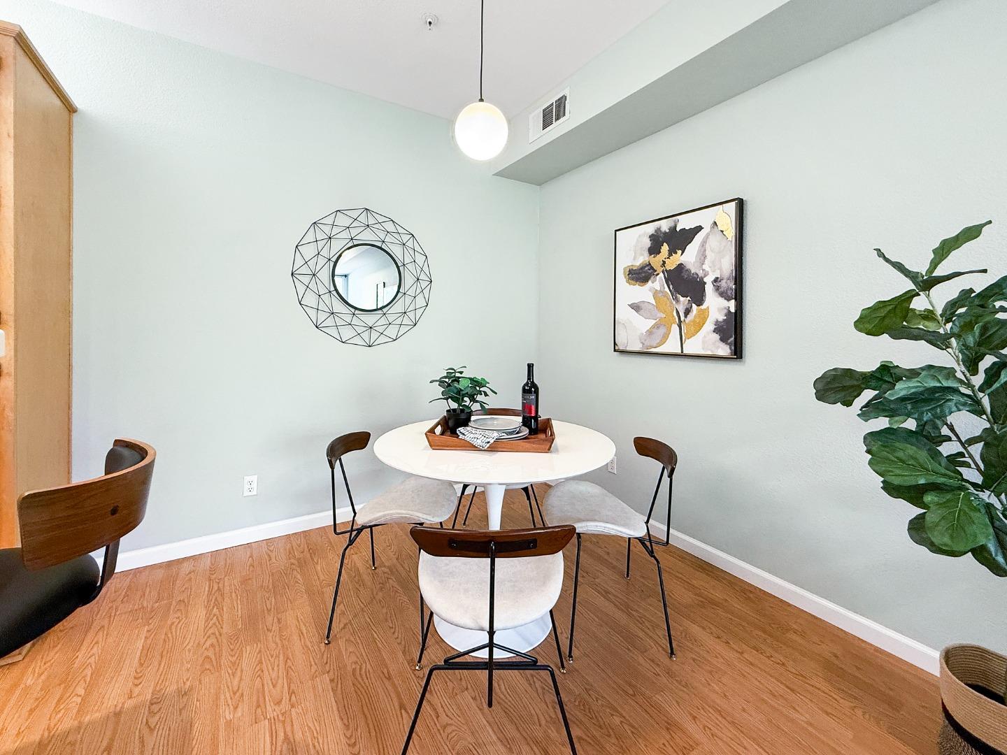 Detail Gallery Image 14 of 41 For 1102 Niguel Ln, San Jose,  CA 95138 - 1 Beds | 1/1 Baths