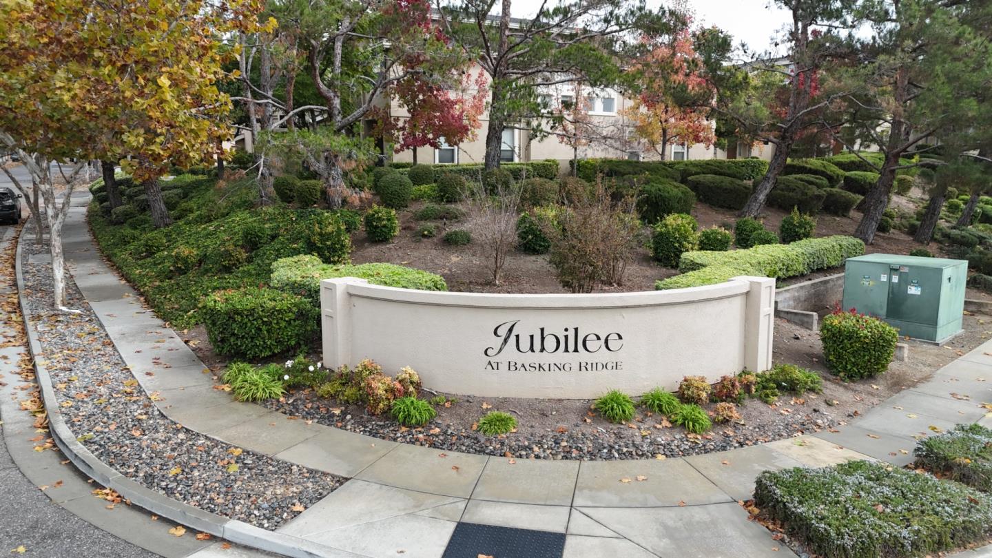 Detail Gallery Image 3 of 41 For 1102 Niguel Ln, San Jose,  CA 95138 - 1 Beds | 1/1 Baths