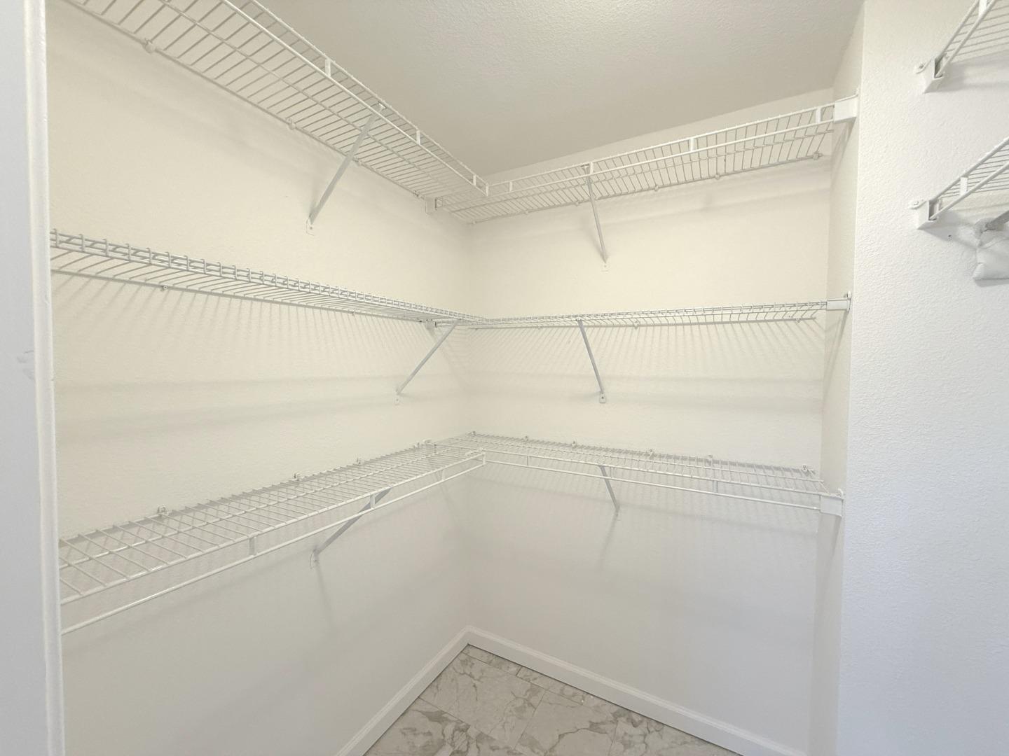 Detail Gallery Image 33 of 41 For 1102 Niguel Ln, San Jose,  CA 95138 - 1 Beds | 1/1 Baths