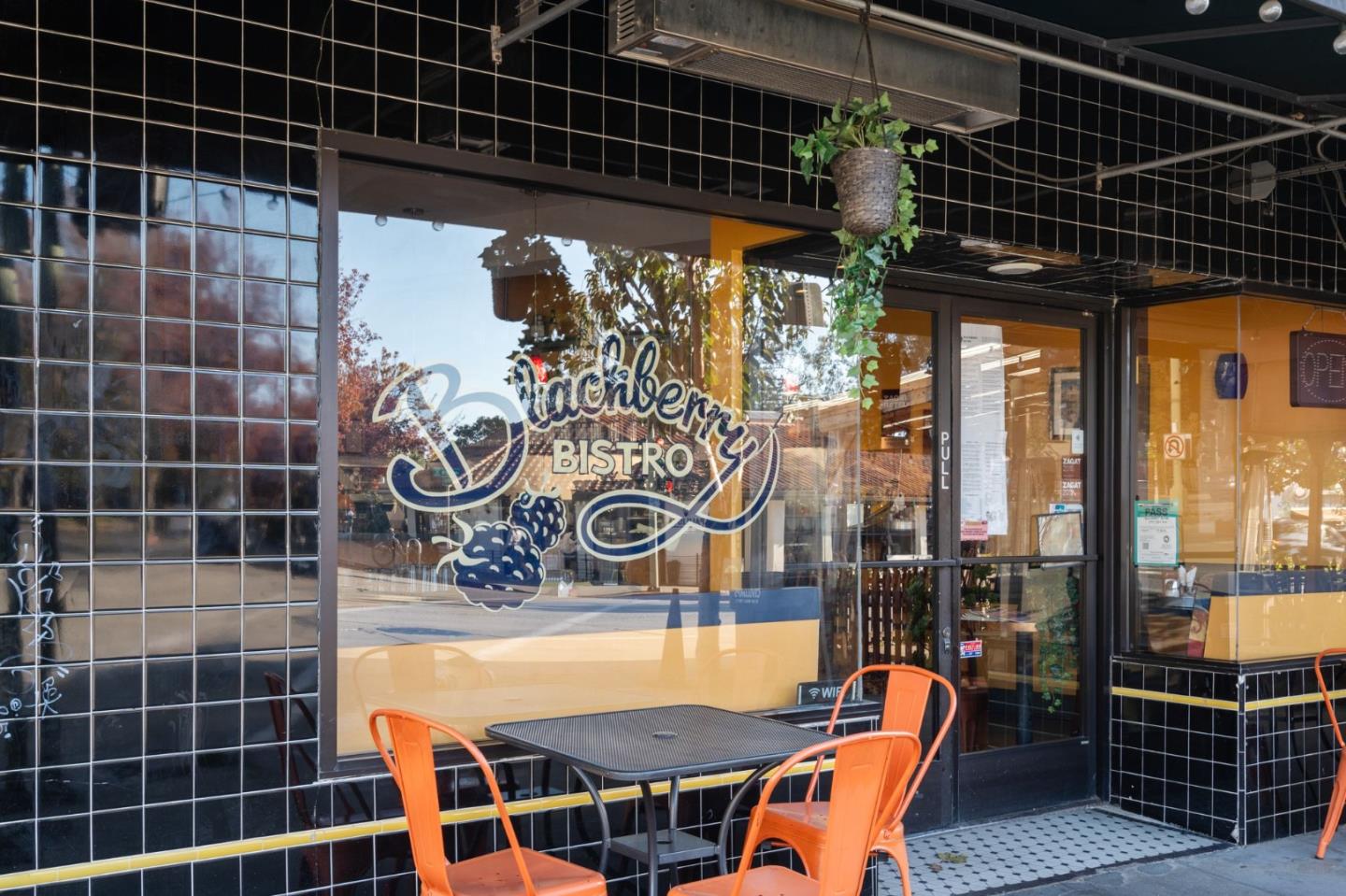 Detail Gallery Image 34 of 39 For 1200 El Centro Ave, Oakland,  CA 94602 - 2 Beds | 1/1 Baths