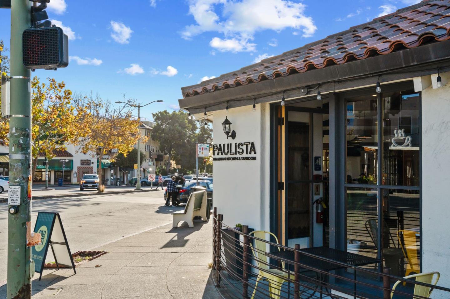 Detail Gallery Image 35 of 39 For 1200 El Centro Ave, Oakland,  CA 94602 - 2 Beds | 1/1 Baths