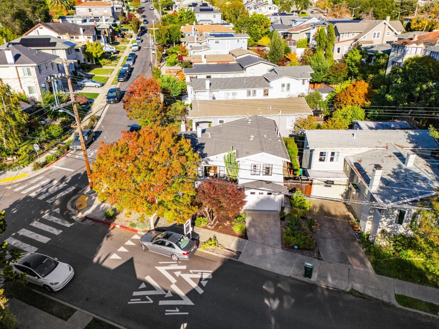 Detail Gallery Image 39 of 39 For 1200 El Centro Ave, Oakland,  CA 94602 - 2 Beds | 1/1 Baths