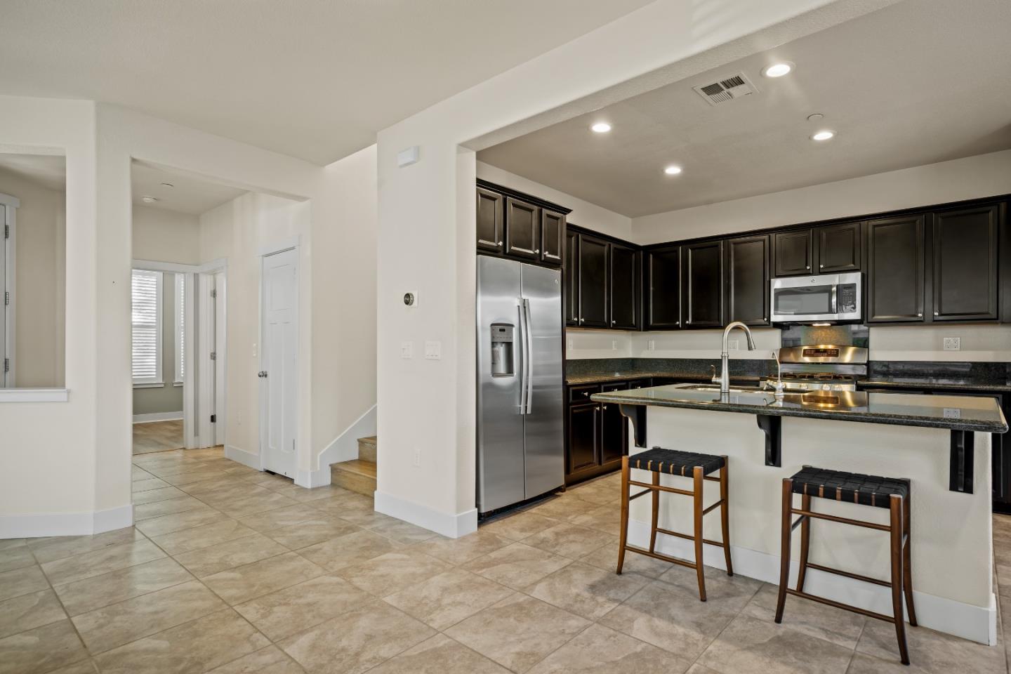 Detail Gallery Image 13 of 39 For 18599 Mcclellan Cir, East Garrison,  CA 93933 - 4 Beds | 3 Baths