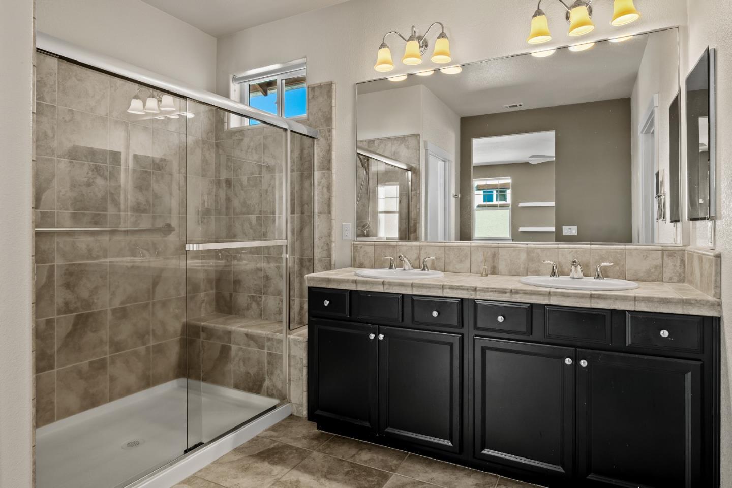 Detail Gallery Image 22 of 39 For 18599 Mcclellan Cir, East Garrison,  CA 93933 - 4 Beds | 3 Baths