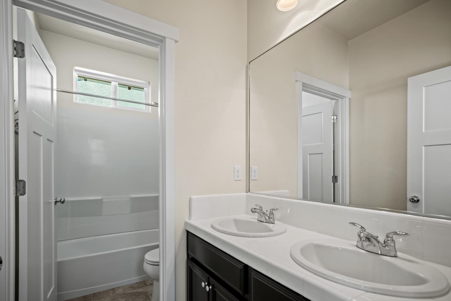 Detail Gallery Image 27 of 39 For 18599 Mcclellan Cir, East Garrison,  CA 93933 - 4 Beds | 3 Baths