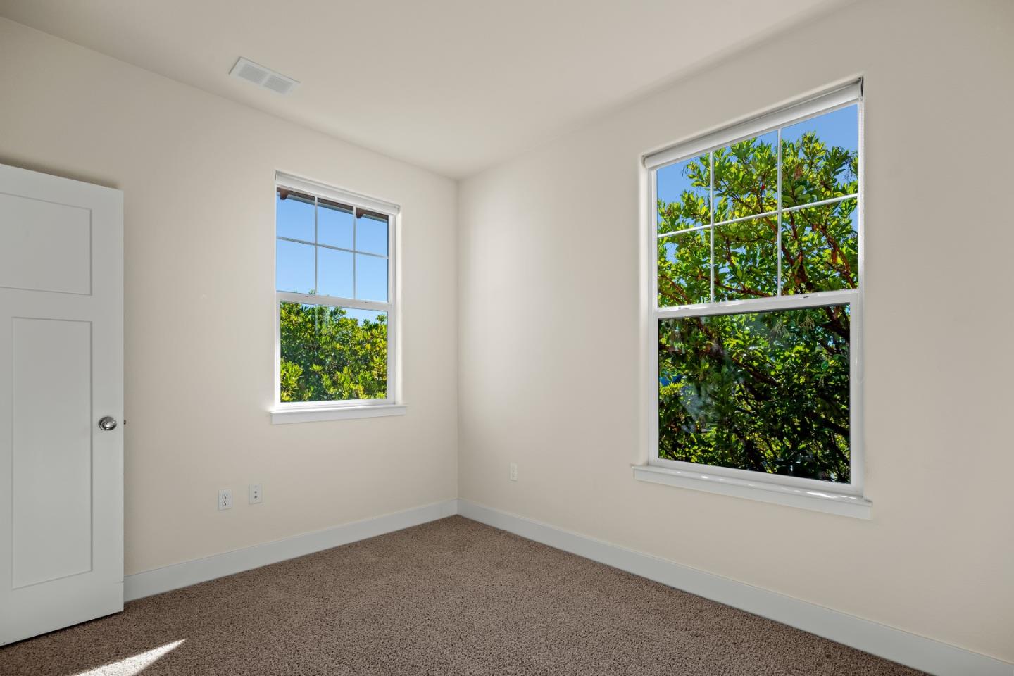 Detail Gallery Image 29 of 39 For 18599 Mcclellan Cir, East Garrison,  CA 93933 - 4 Beds | 3 Baths