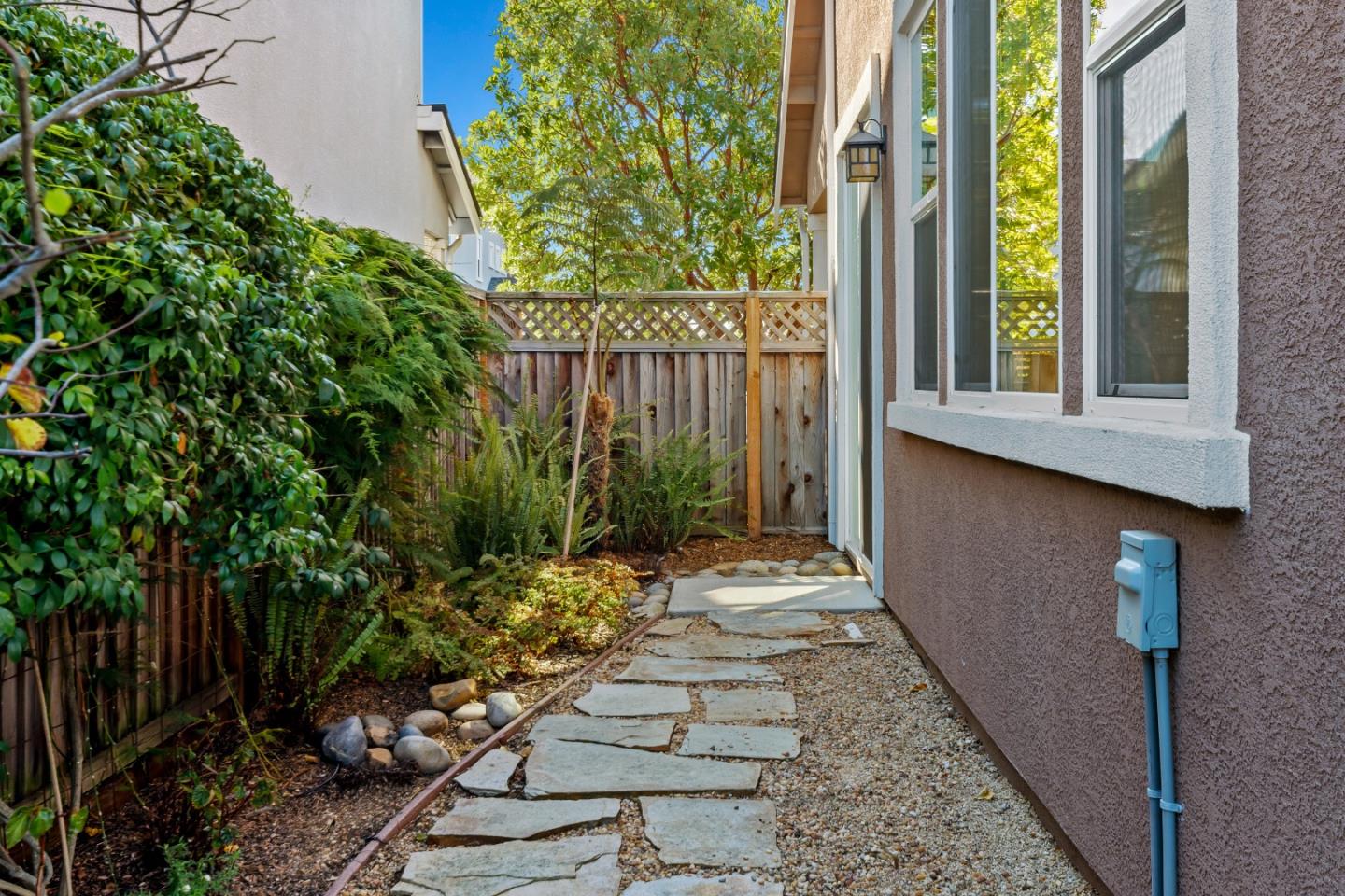 Detail Gallery Image 37 of 39 For 18599 Mcclellan Cir, East Garrison,  CA 93933 - 4 Beds | 3 Baths