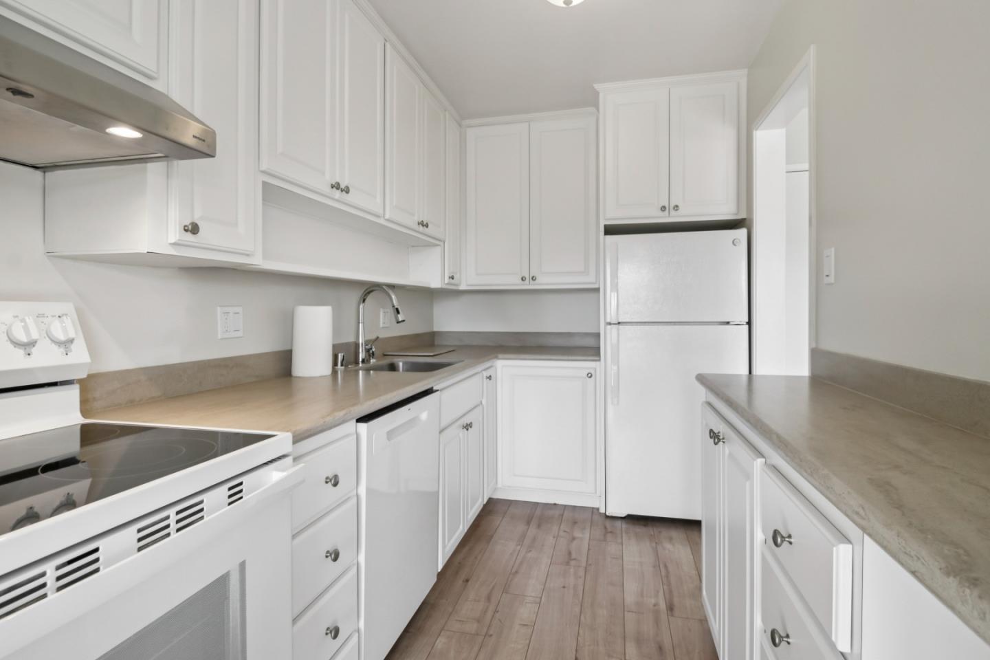 Detail Gallery Image 13 of 47 For 815 N Humboldt St #508,  San Mateo,  CA 94401 - 2 Beds | 1 Baths