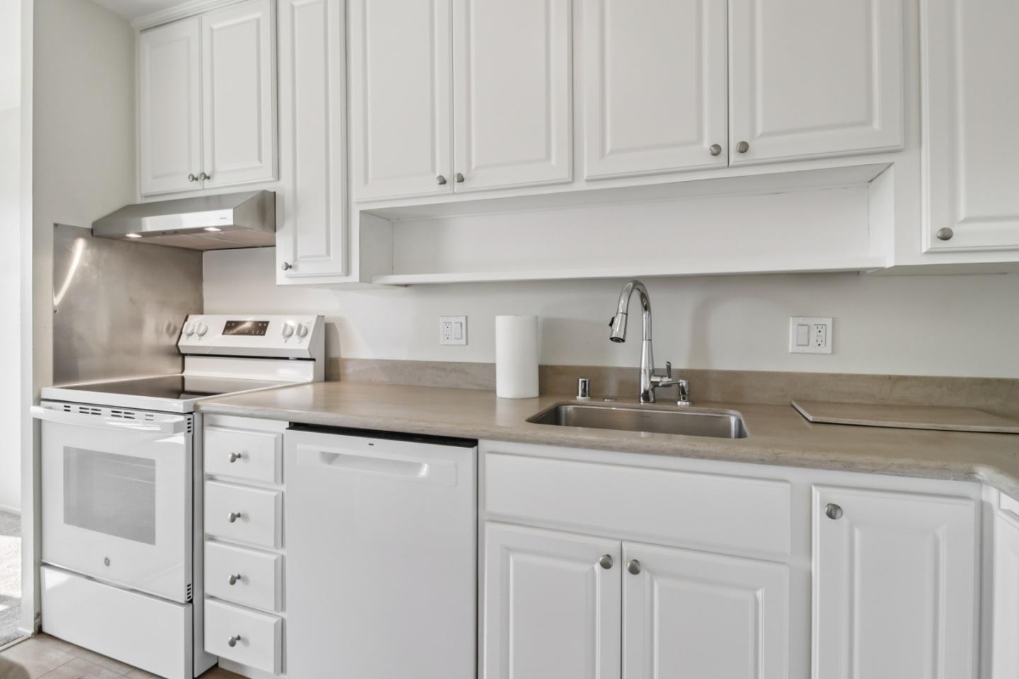 Detail Gallery Image 15 of 47 For 815 N Humboldt St #508,  San Mateo,  CA 94401 - 2 Beds | 1 Baths