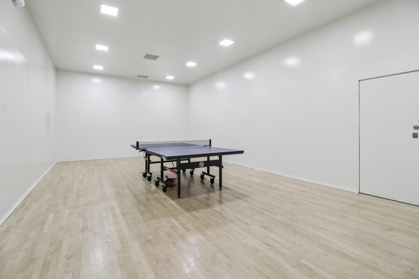 Detail Gallery Image 33 of 47 For 815 N Humboldt St #508,  San Mateo,  CA 94401 - 2 Beds | 1 Baths