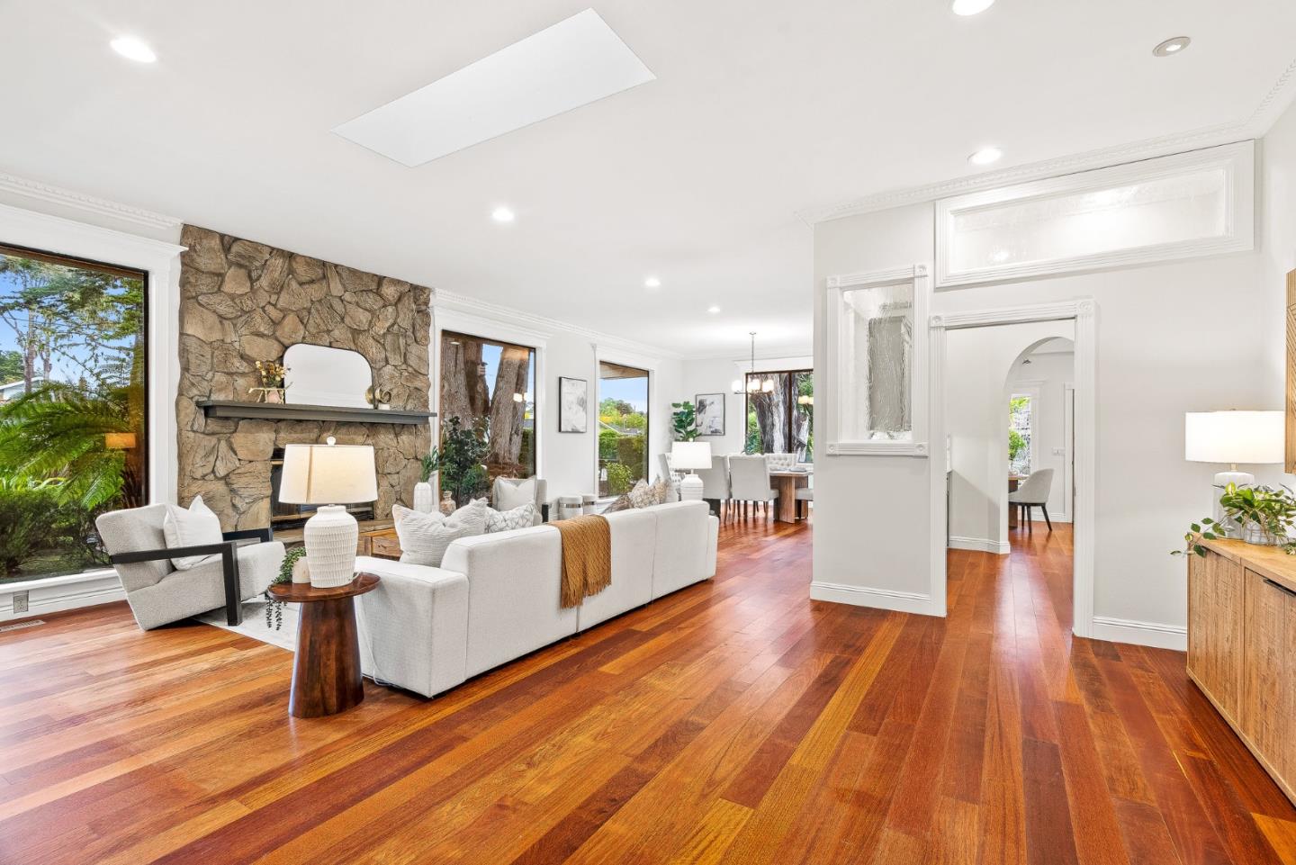 Detail Gallery Image 10 of 73 For 320 Cliff Dr, Aptos,  CA 95003 - 3 Beds | 4 Baths