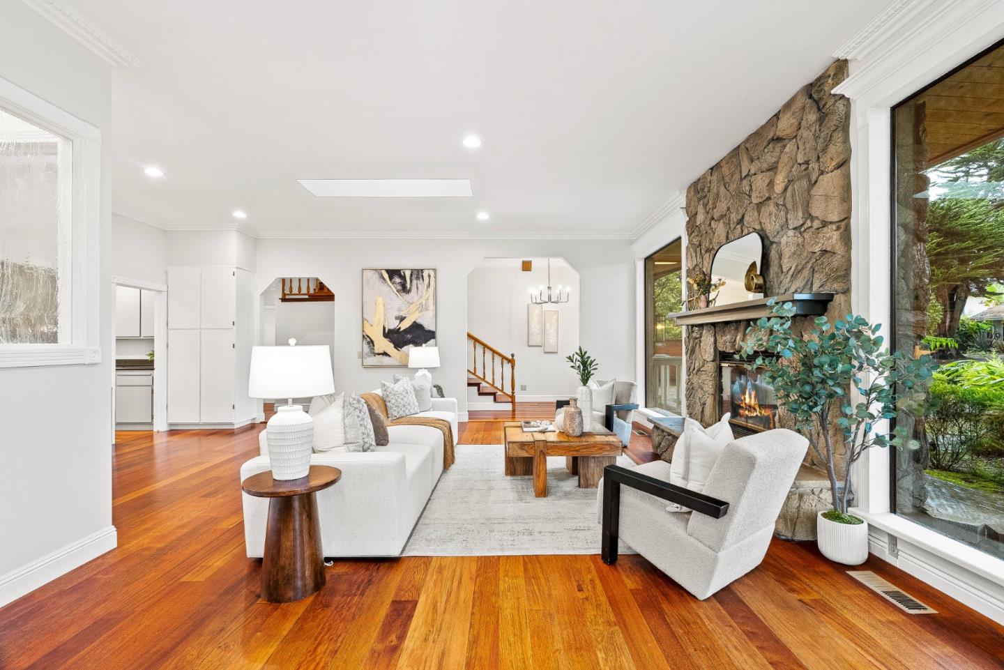 Detail Gallery Image 11 of 73 For 320 Cliff Dr, Aptos,  CA 95003 - 3 Beds | 4 Baths