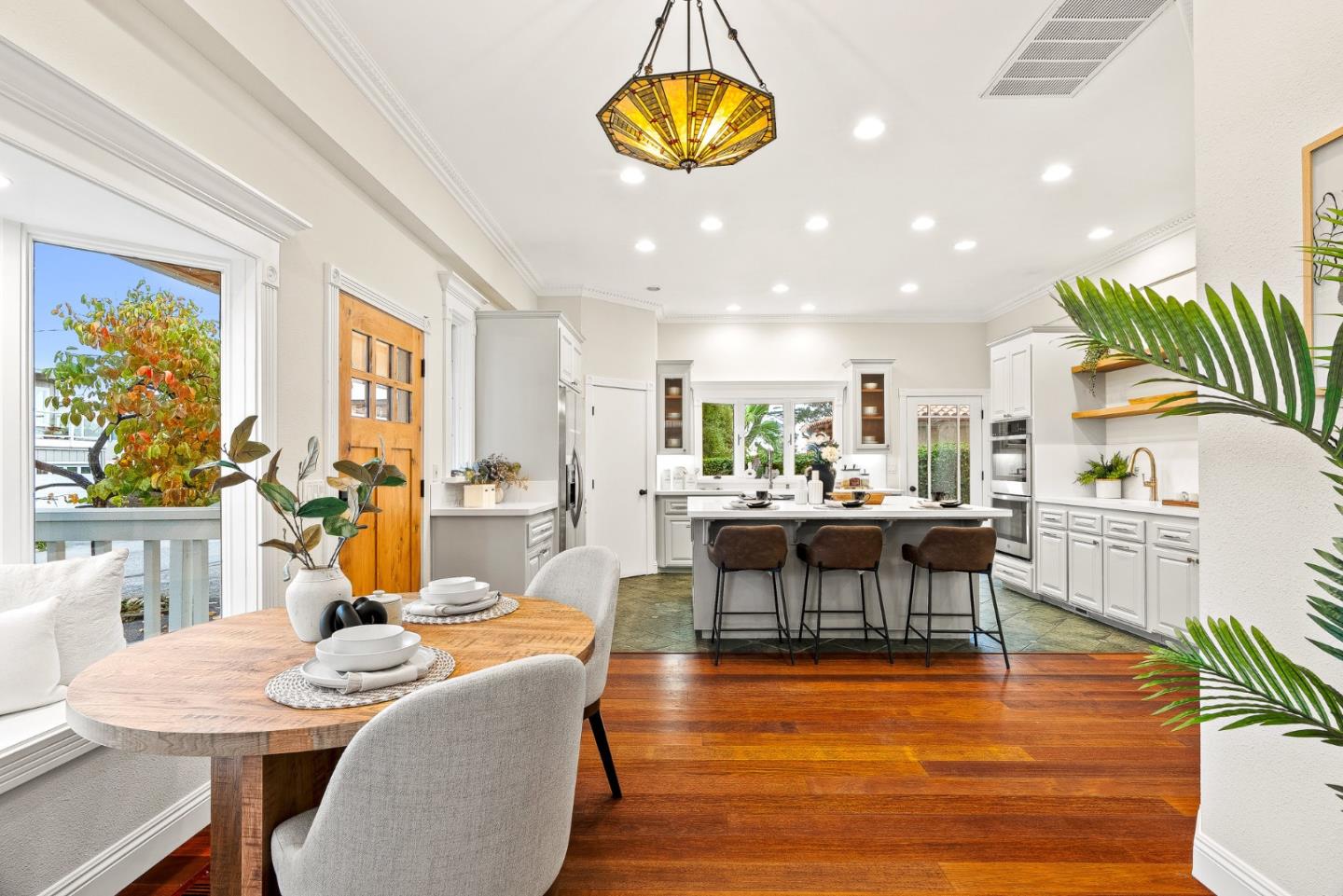 Detail Gallery Image 16 of 73 For 320 Cliff Dr, Aptos,  CA 95003 - 3 Beds | 4 Baths