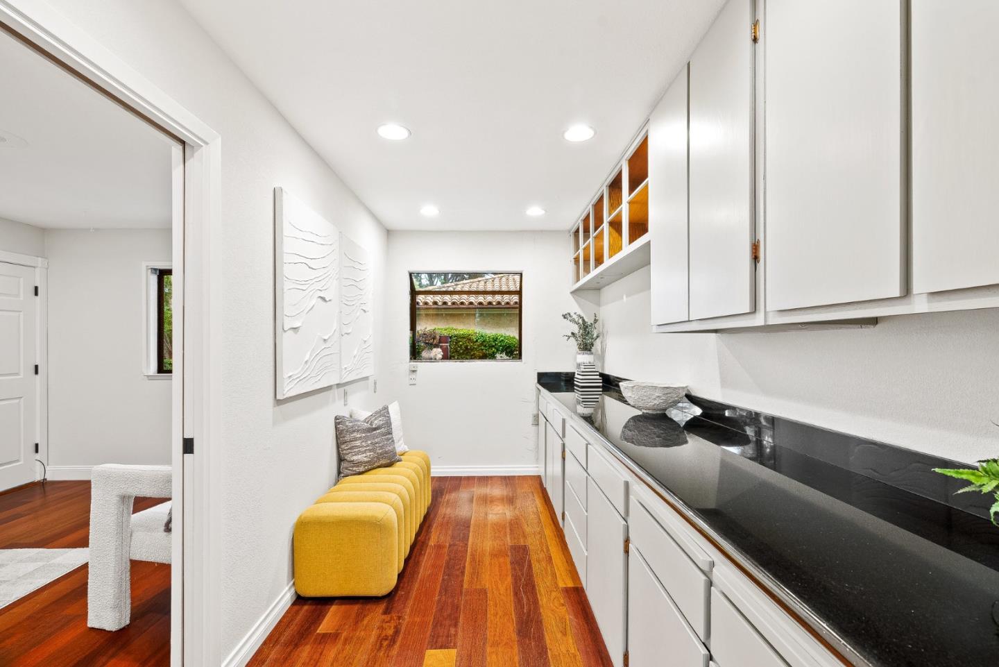 Detail Gallery Image 20 of 73 For 320 Cliff Dr, Aptos,  CA 95003 - 3 Beds | 4 Baths