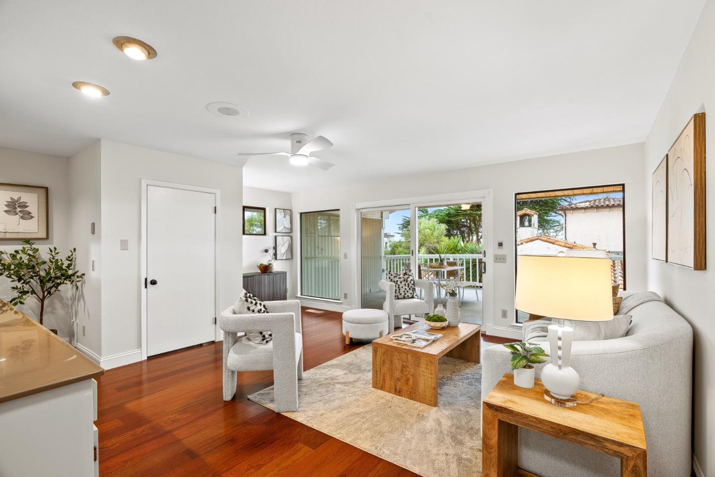 Detail Gallery Image 30 of 73 For 320 Cliff Dr, Aptos,  CA 95003 - 3 Beds | 4 Baths