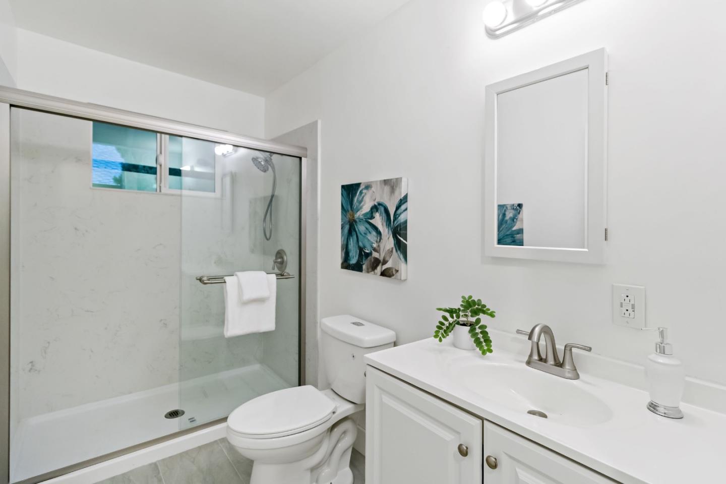 Detail Gallery Image 14 of 57 For 527 Easy St, Mountain View,  CA 94043 - – Beds | – Baths