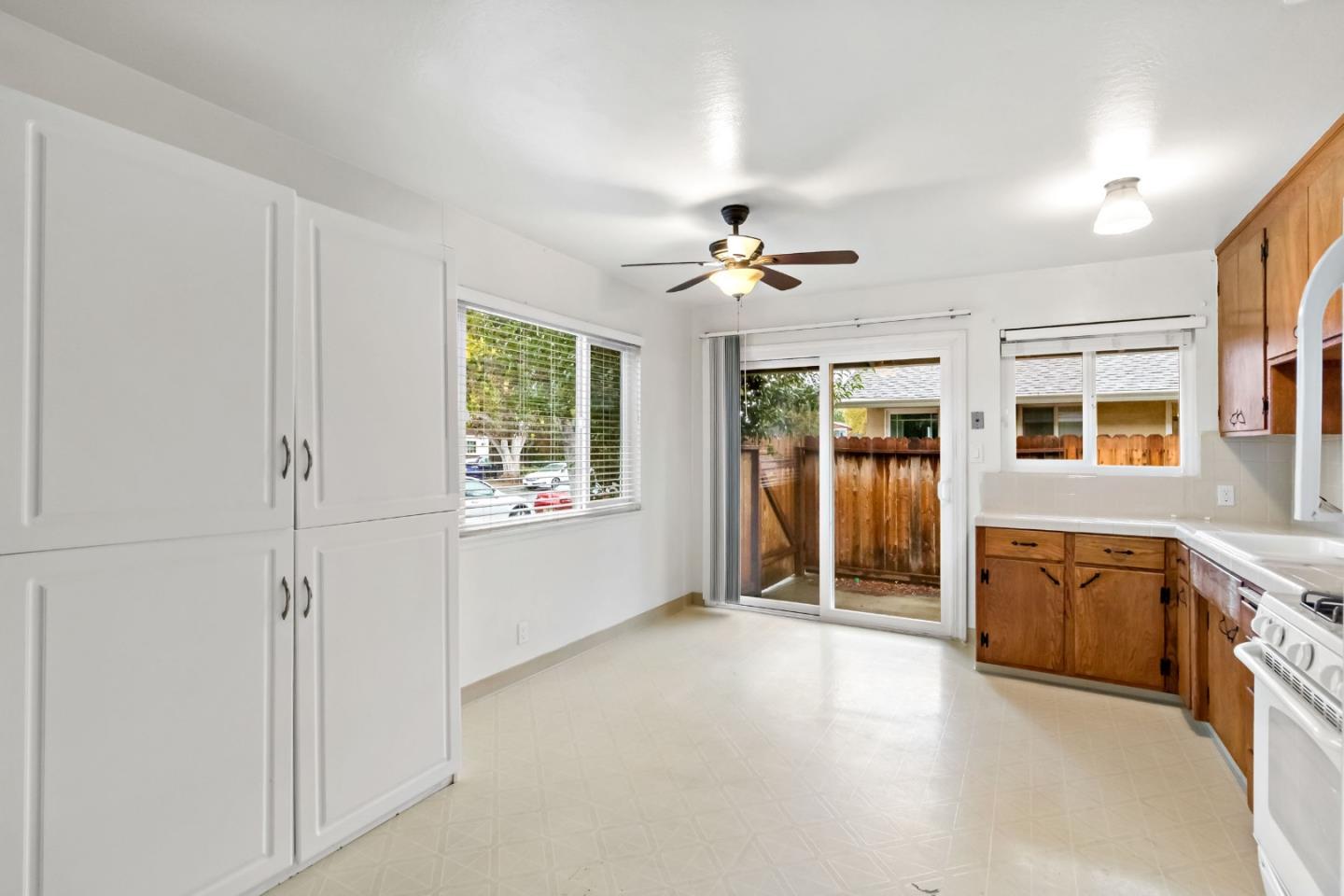 Detail Gallery Image 35 of 57 For 527 Easy St, Mountain View,  CA 94043 - – Beds | – Baths