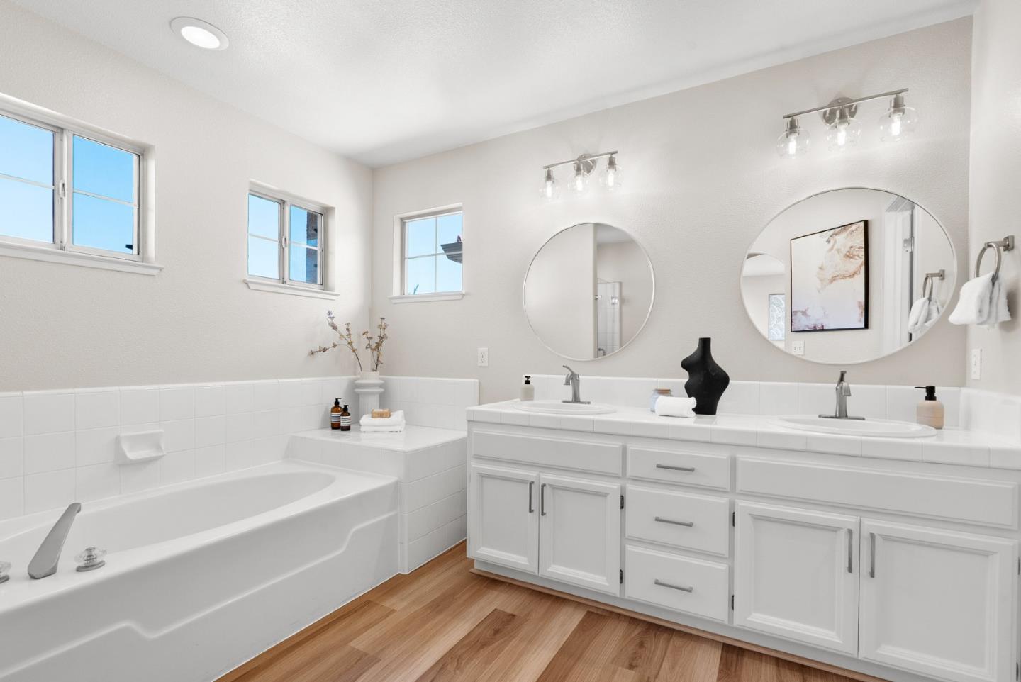 Detail Gallery Image 28 of 54 For 2233 Lenox Pl, Santa Clara,  CA 95054 - 4 Beds | 2/1 Baths