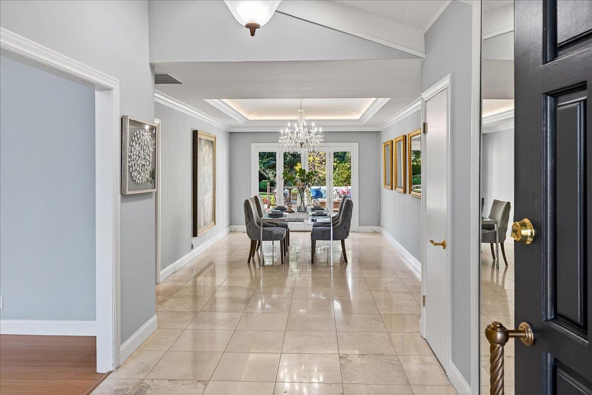 Detail Gallery Image 15 of 56 For 20802 Sevilla Ln, Saratoga,  CA 95070 - 5 Beds | 2/1 Baths