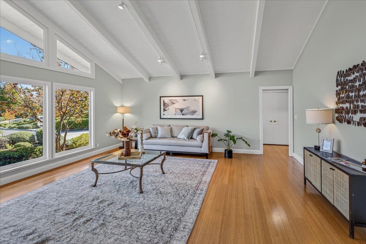 Detail Gallery Image 16 of 56 For 20802 Sevilla Ln, Saratoga,  CA 95070 - 5 Beds | 2/1 Baths