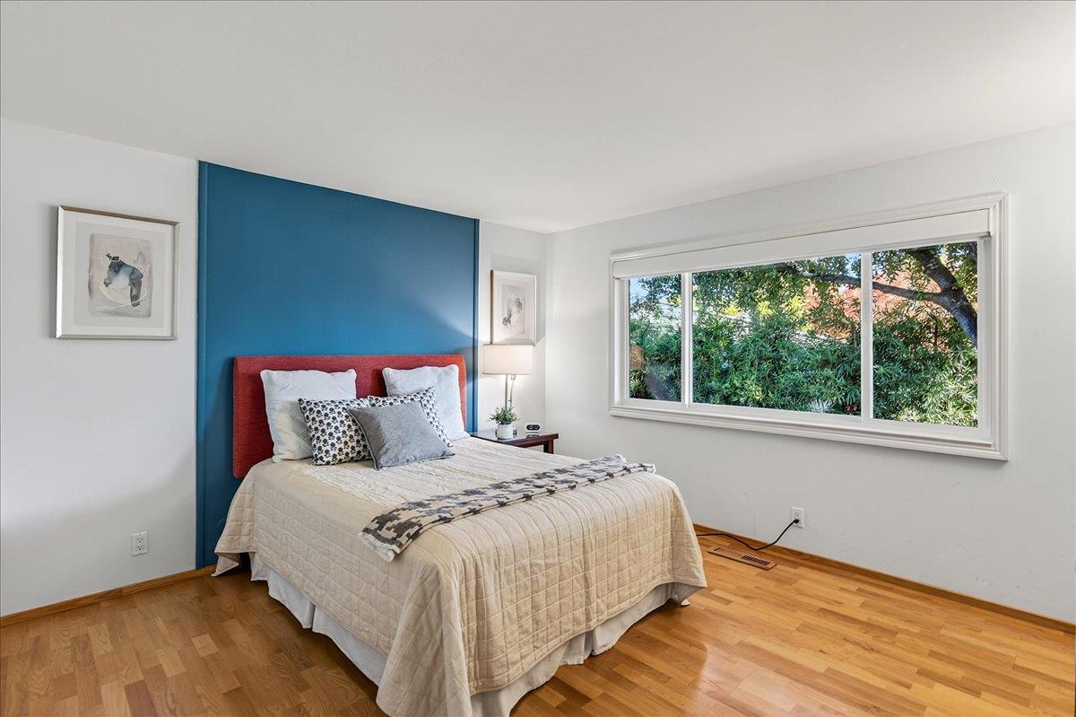 Detail Gallery Image 33 of 56 For 20802 Sevilla Ln, Saratoga,  CA 95070 - 5 Beds | 2/1 Baths