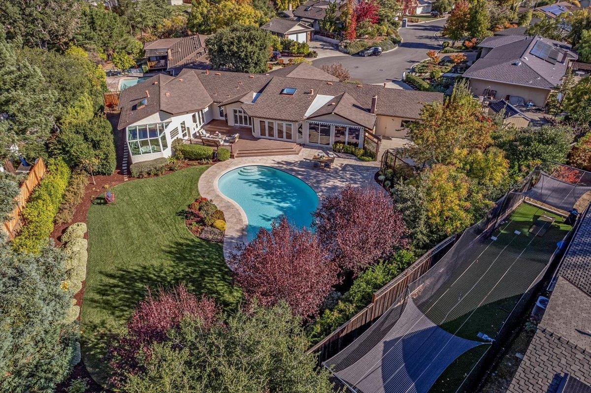 Detail Gallery Image 7 of 56 For 20802 Sevilla Ln, Saratoga,  CA 95070 - 5 Beds | 2/1 Baths