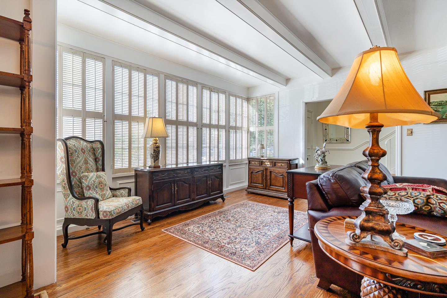 Detail Gallery Image 12 of 53 For 523 Maple St, San Mateo,  CA 94402 - 3 Beds | 2/1 Baths