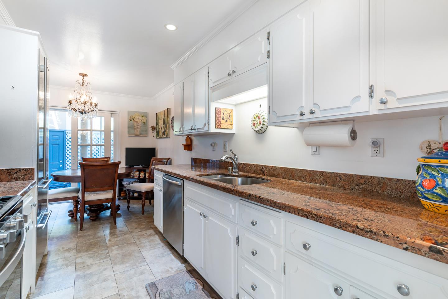 Detail Gallery Image 22 of 53 For 523 Maple St, San Mateo,  CA 94402 - 3 Beds | 2/1 Baths