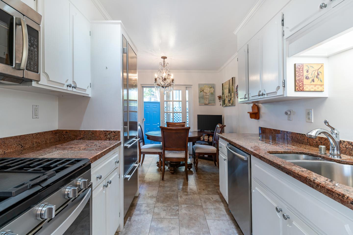 Detail Gallery Image 24 of 53 For 523 Maple St, San Mateo,  CA 94402 - 3 Beds | 2/1 Baths