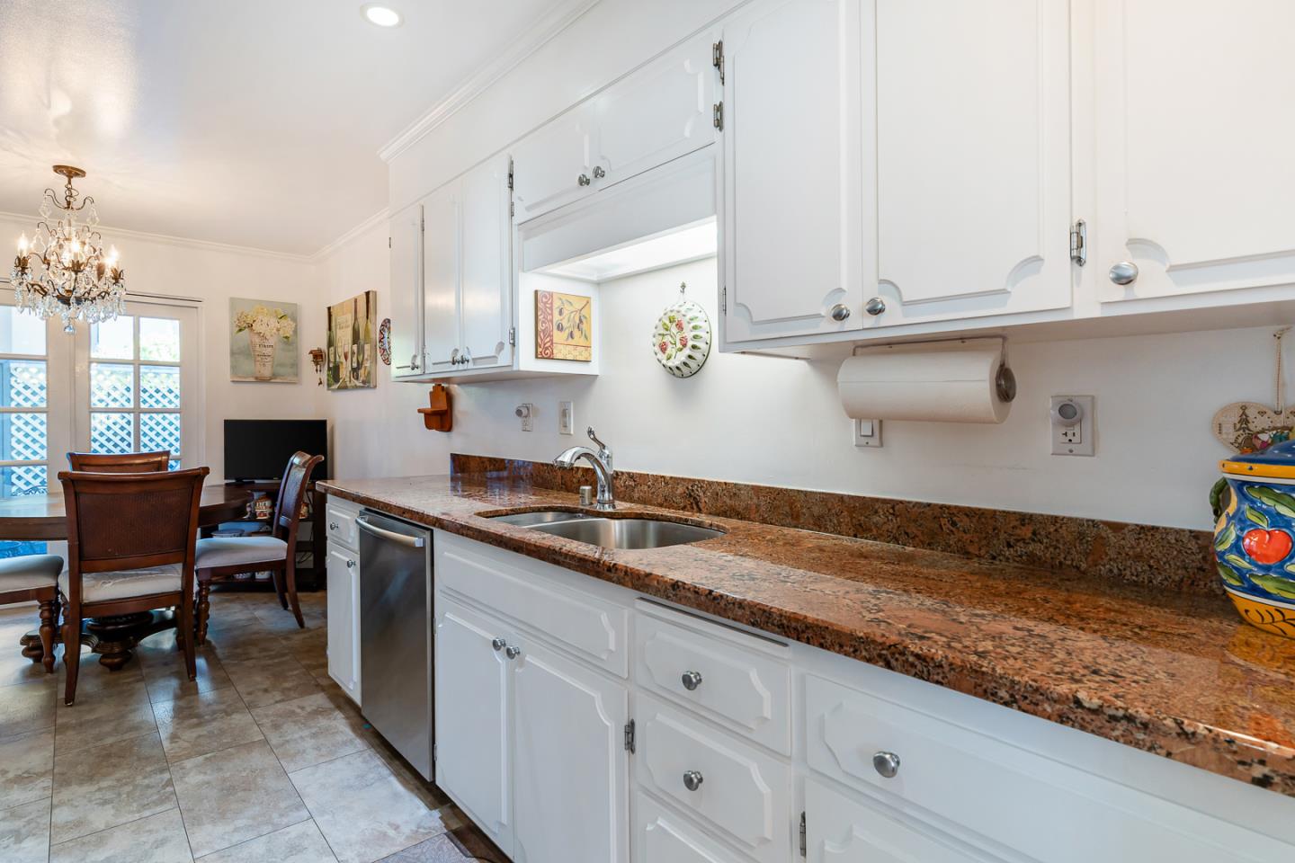 Detail Gallery Image 30 of 53 For 523 Maple St, San Mateo,  CA 94402 - 3 Beds | 2/1 Baths