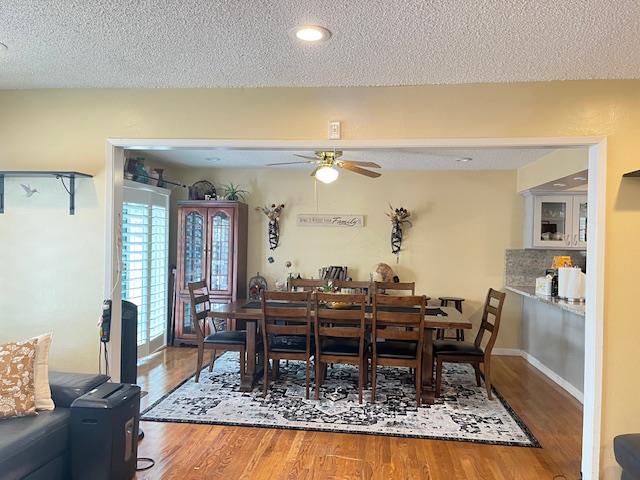 Detail Gallery Image 6 of 23 For 2433 New Jersey Ave, San Jose,  CA 95124 - 3 Beds | 2 Baths