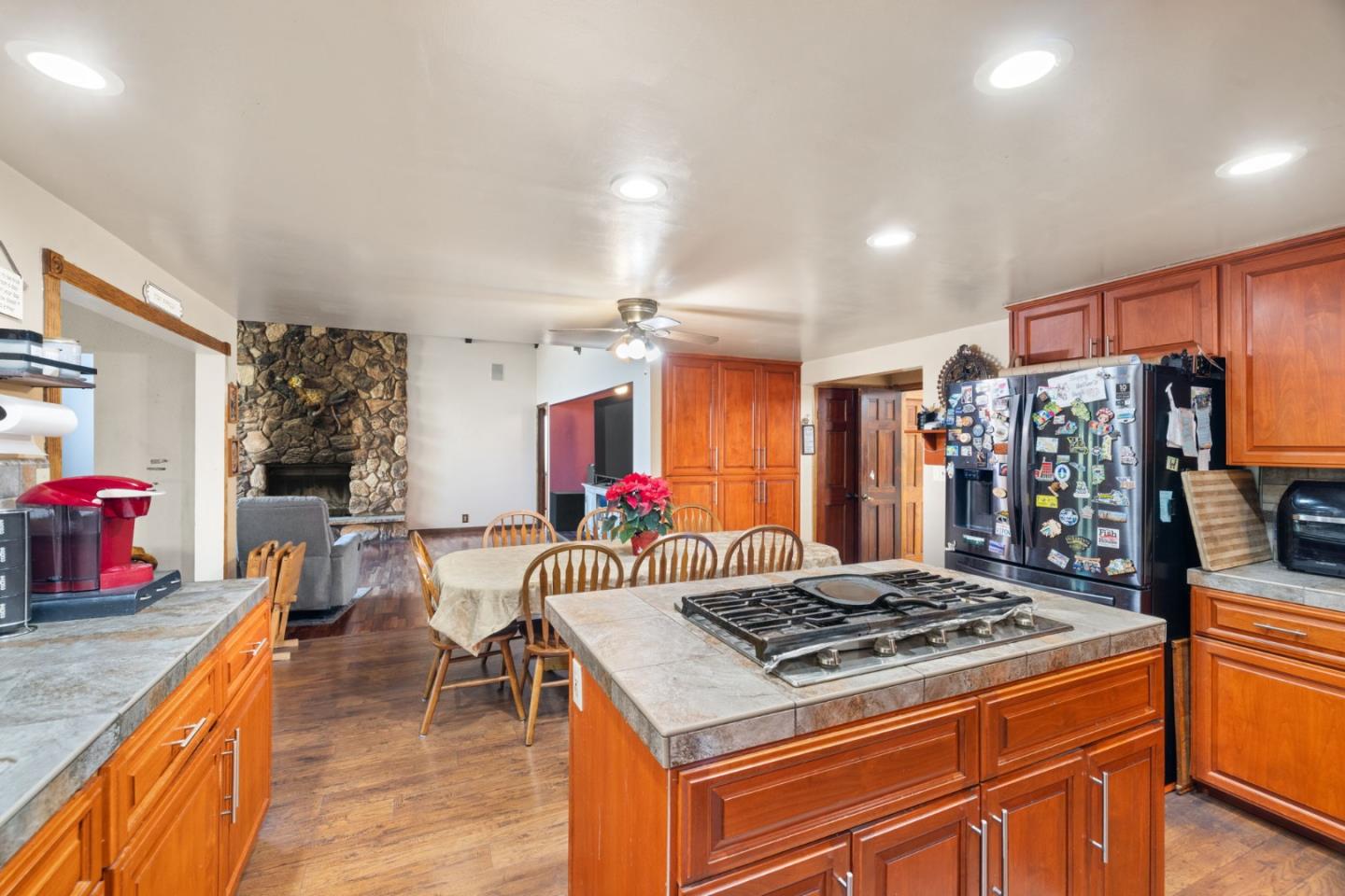 Detail Gallery Image 10 of 42 For 44500 Parkmeadow Dr, Fremont,  CA 94539 - 5 Beds | 3/1 Baths