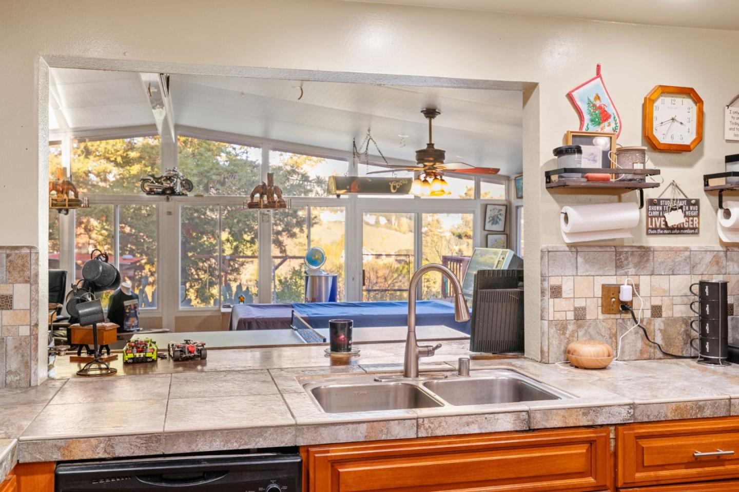 Detail Gallery Image 11 of 42 For 44500 Parkmeadow Dr, Fremont,  CA 94539 - 5 Beds | 3/1 Baths