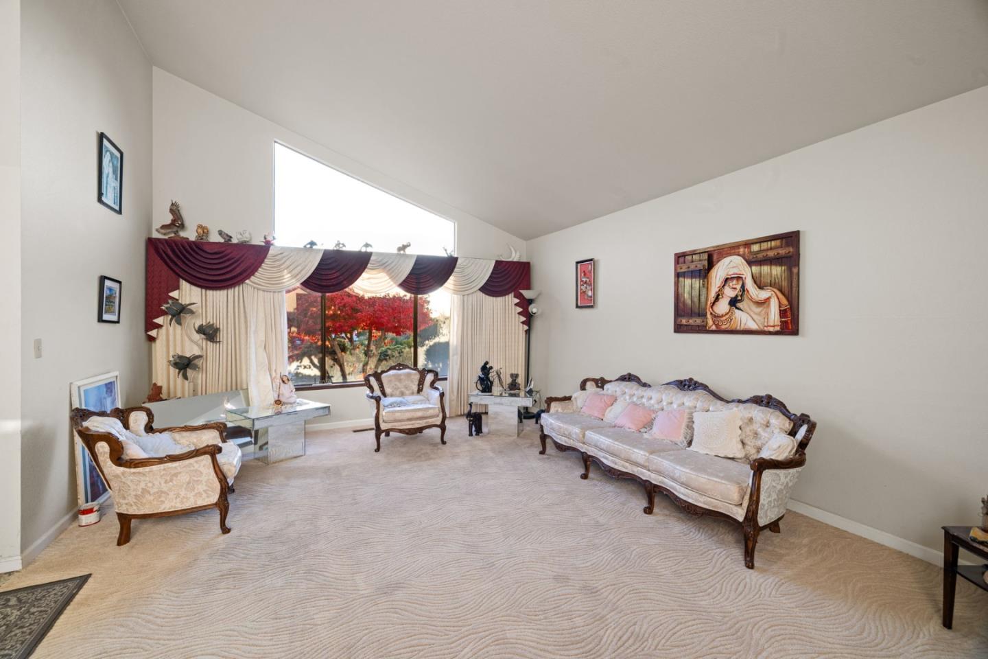 Detail Gallery Image 5 of 42 For 44500 Parkmeadow Dr, Fremont,  CA 94539 - 5 Beds | 3/1 Baths