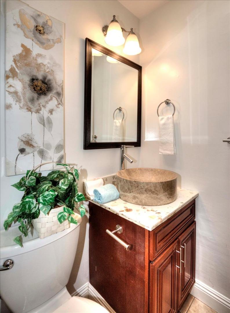 Detail Gallery Image 22 of 32 For 10842 E Estates Dr, Cupertino,  CA 95014 - 5 Beds | 3 Baths